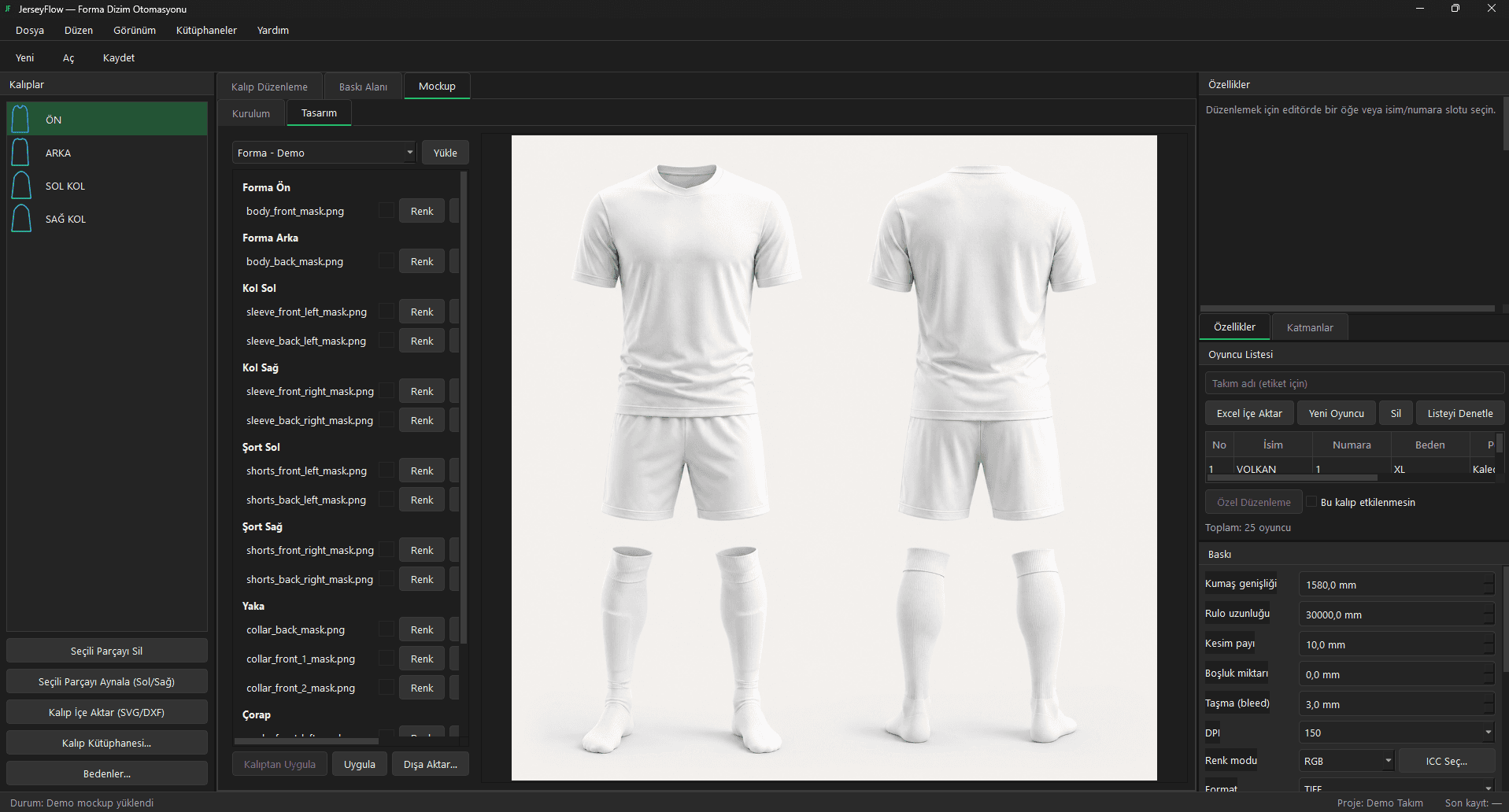 JerseyFlow masaüstü uygulaması ekran görüntüsü: forma mockup önizlemesi, oyuncu listesi ve baskı ayarları